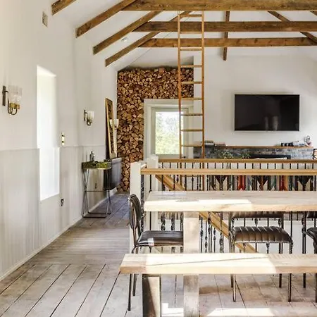 Holiday home Newly Restored Church House House Near